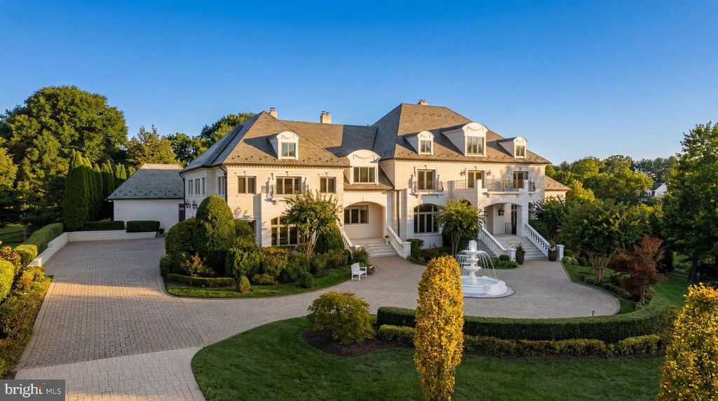 1521 HUNTER MILL RD, Vienna, VA 22182