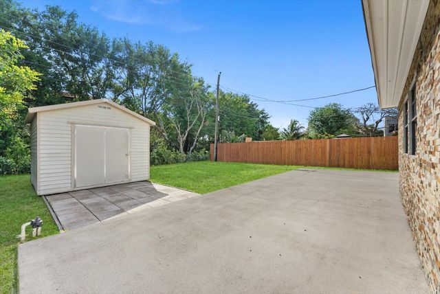 14852 Whatley Road, Delray Beach, FL 33445