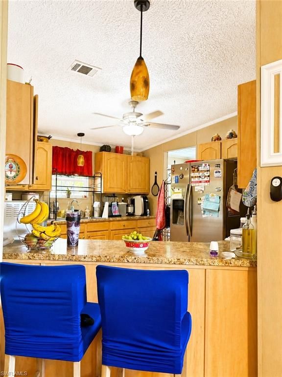 Image 6 of property listing at 11830 Scallop DR 850, Cape Coral, FL 33991