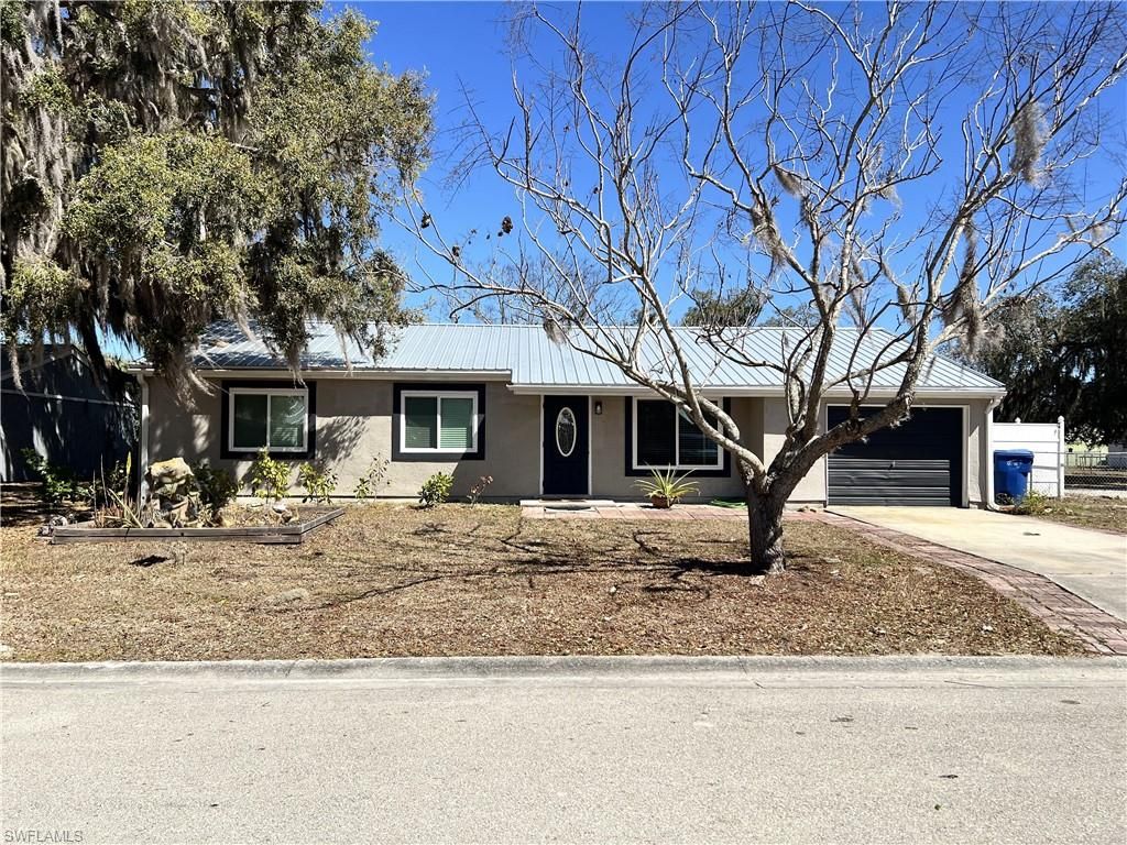 4040 S Edgewater CIR, LABELLE, FL 33935 — exterior