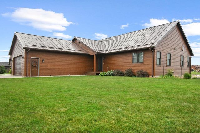 N8494 Northwater Circle, New Lisbon, WI 53950