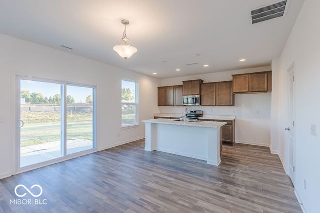 260 Commodore Drive, Pittsboro, IN 46167