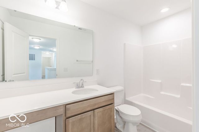 260 Commodore Drive, Pittsboro, IN 46167