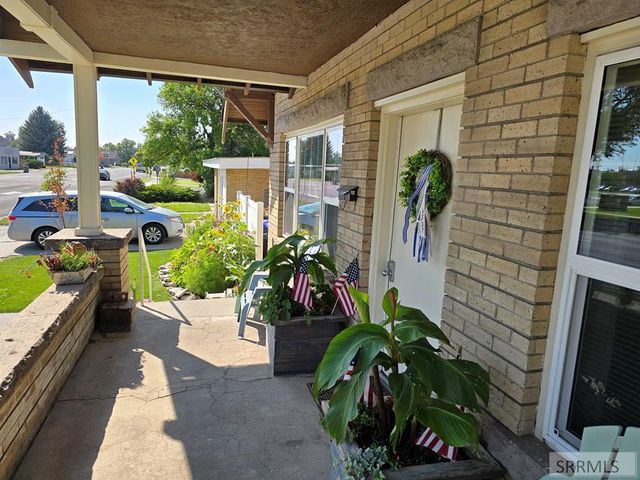 115 & 113 E 1st N, Rexburg, ID 83440