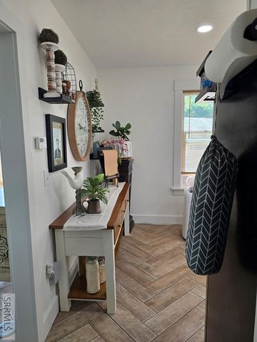 115 & 113 E 1st N, Rexburg, ID 83440