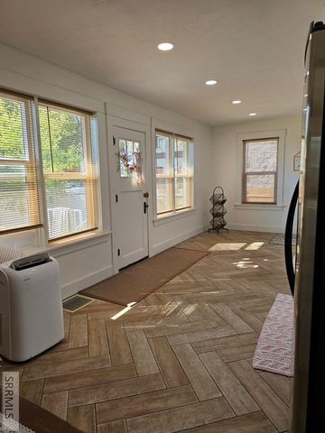 115 & 113 E 1st N, Rexburg, ID 83440