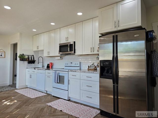 115 & 113 E 1st N, Rexburg, ID 83440