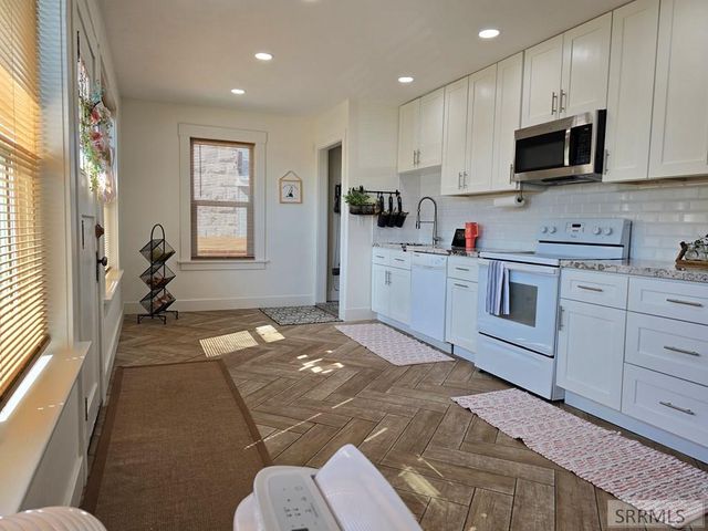 115 & 113 E 1st N, Rexburg, ID 83440