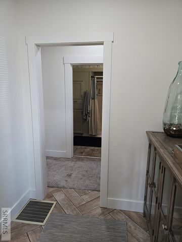 115 & 113 E 1st N, Rexburg, ID 83440