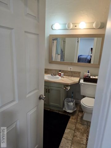 115 & 113 E 1st N, Rexburg, ID 83440