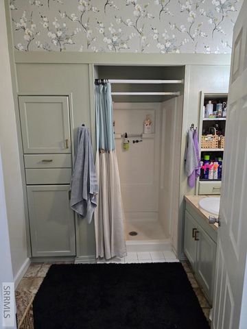 115 & 113 E 1st N, Rexburg, ID 83440