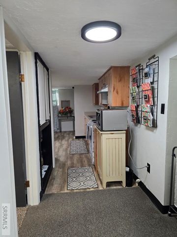 115 & 113 E 1st N, Rexburg, ID 83440