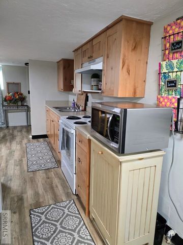 115 & 113 E 1st N, Rexburg, ID 83440