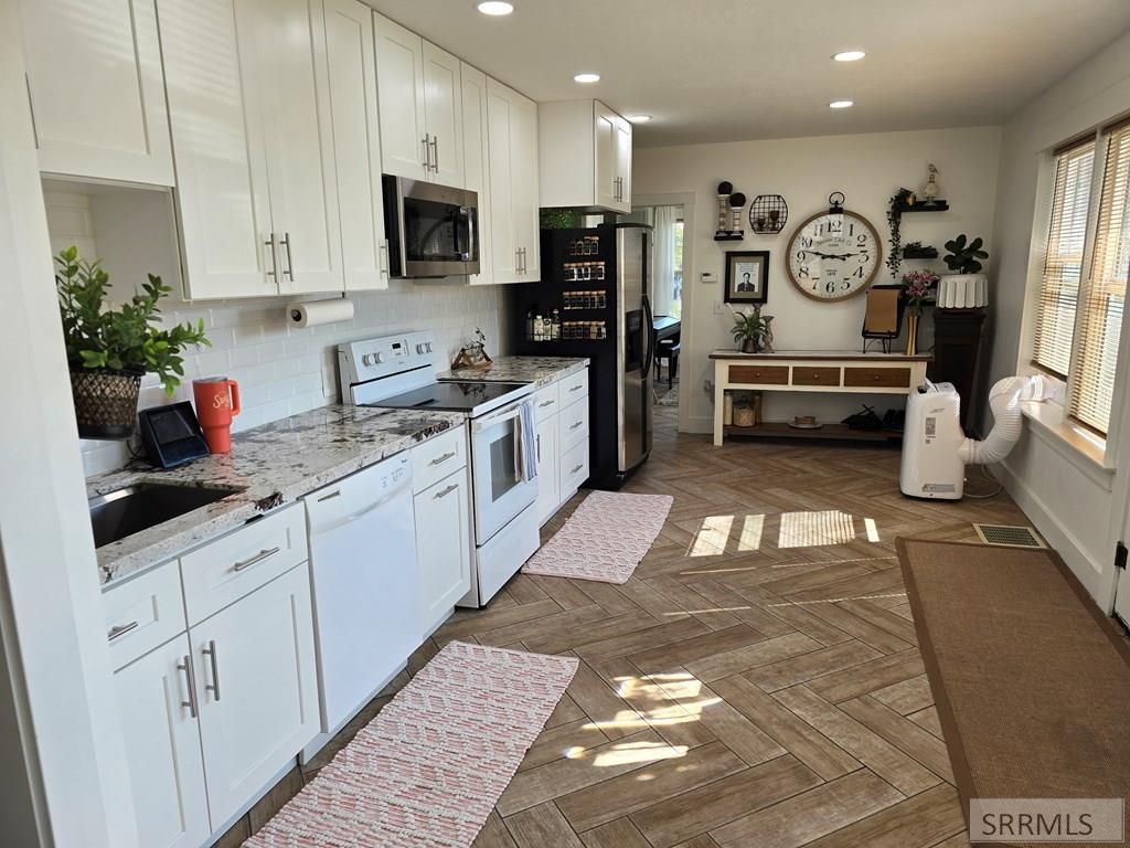 Image 30 of property listing at 115 & 113 E 1st N, Rexburg, ID 83440