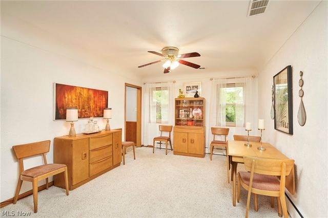 639 N Azalea Boulevard, Barberton, OH 44203