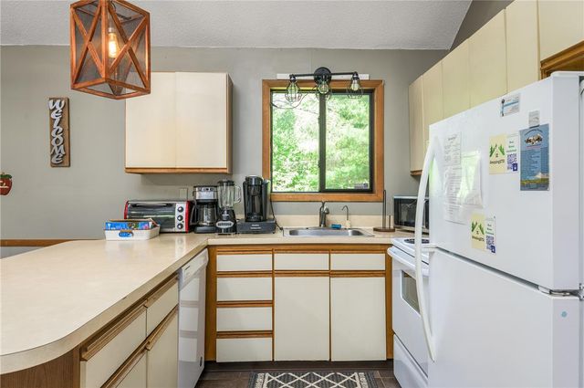 251 McKuen Way, Penn Forest Twp, PA 18210