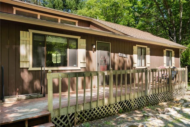 251 McKuen Way, Penn Forest Twp, PA 18210