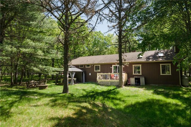 251 McKuen Way, Penn Forest Twp, PA 18210