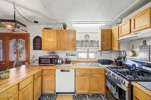 15844 N 66TH Avenue, Glendale, AZ 85306