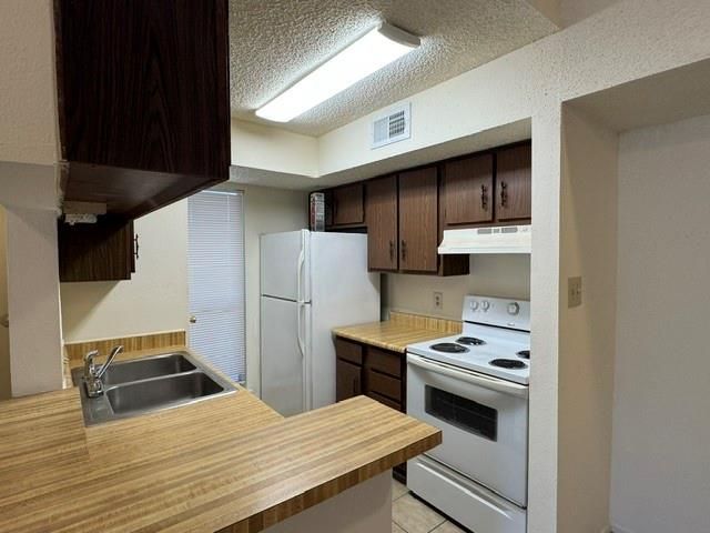 9213 Imogene Drive 9213, Houston, TX 77036