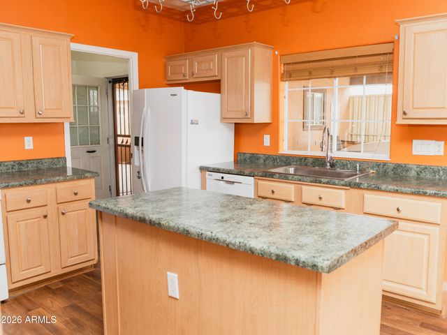 2400 E BASELINE Avenue 87, Apache Junction, AZ 85119
