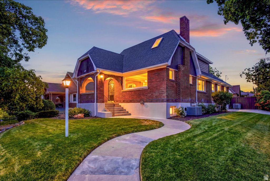 1387 E EMERSON AVE, Salt Lake City, UT 84105