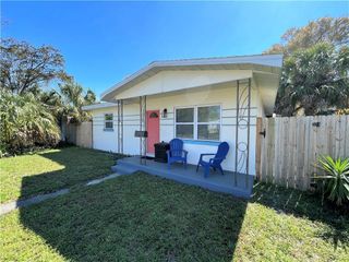 2334 38TH AVENUE N, St Petersburg, FL 33713