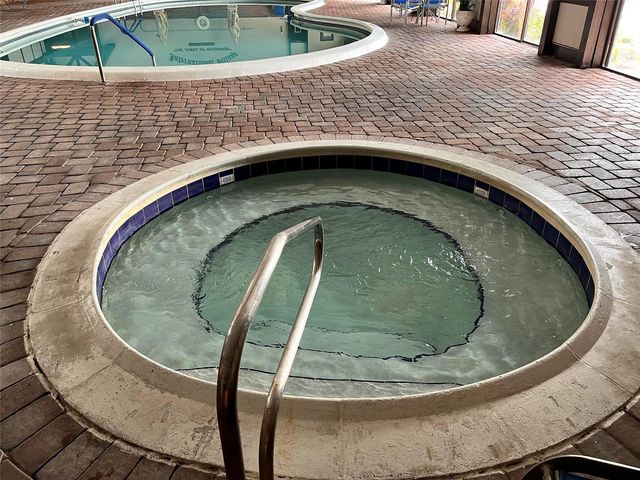 3720 Inverrary Drive 3k, Lauderhill, FL 33319