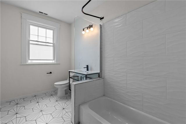 4610 Colonial AVE, Norfolk, VA 23508