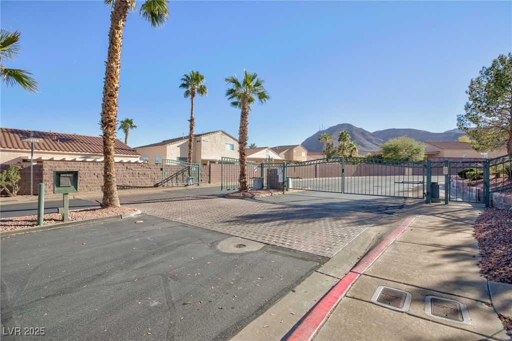 109 La Suena Court, Henderson, NV 89012