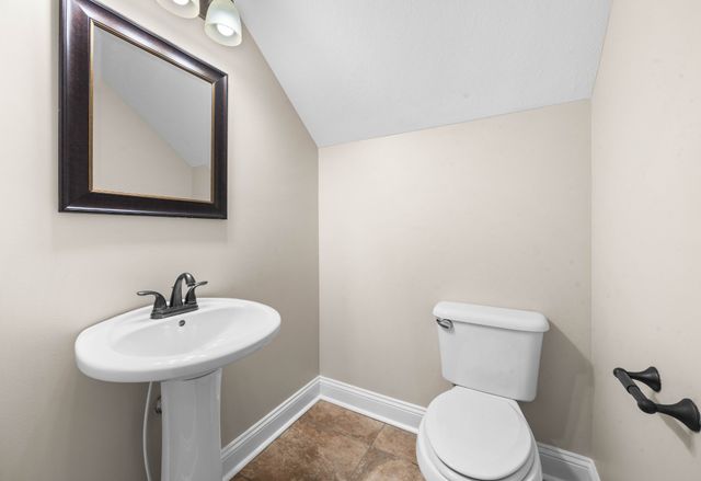 1789 Double R Blvd, Clarksville, TN 37042