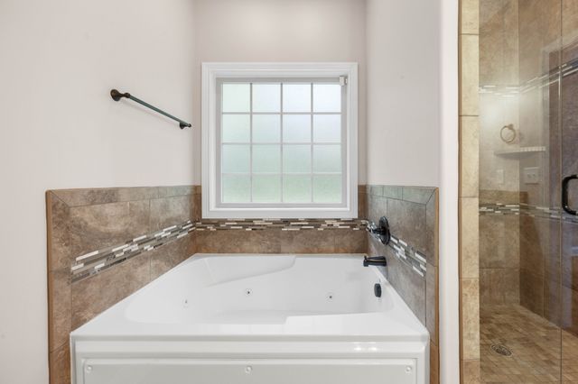 1789 Double R Blvd, Clarksville, TN 37042