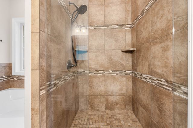 1789 Double R Blvd, Clarksville, TN 37042