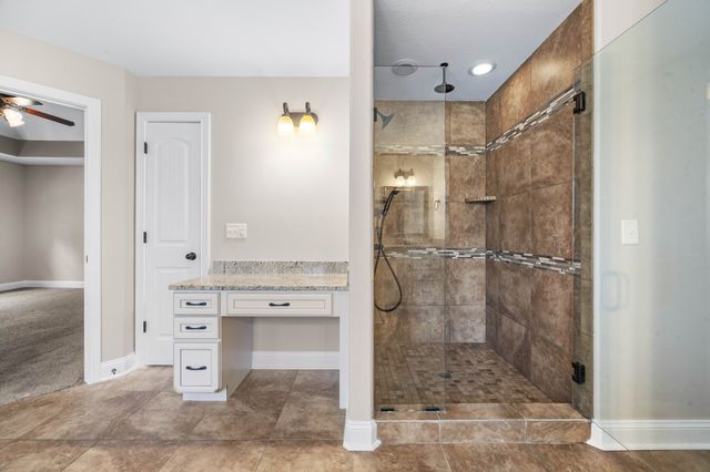 1789 Double R Blvd, Clarksville, TN 37042