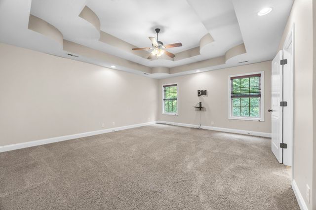 1789 Double R Blvd, Clarksville, TN 37042