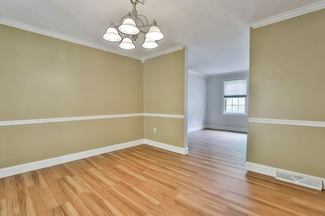 4 Spindlewick Drive, Nashua, NH 03062