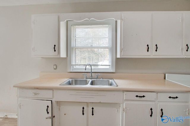 1715 Chester Street NW, Huntsville, AL 35816