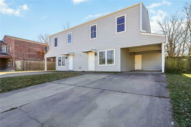 521 Cormay Court A and B, Springdale, AR 72764