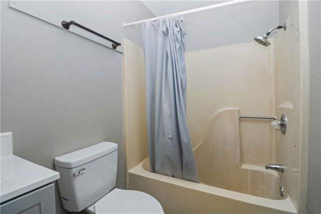 521 Cormay Court A and B, Springdale, AR 72764