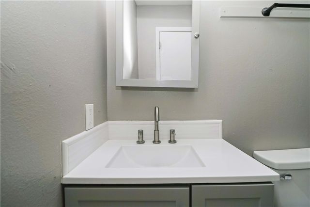 521 Cormay Court A and B, Springdale, AR 72764