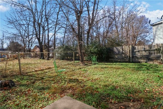 521 Cormay Court A and B, Springdale, AR 72764