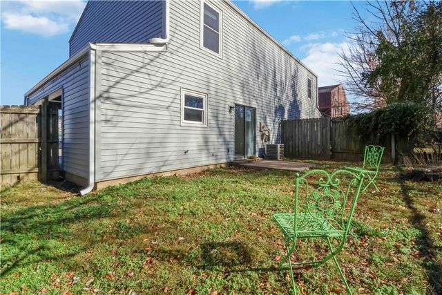 521 Cormay Court A and B, Springdale, AR 72764