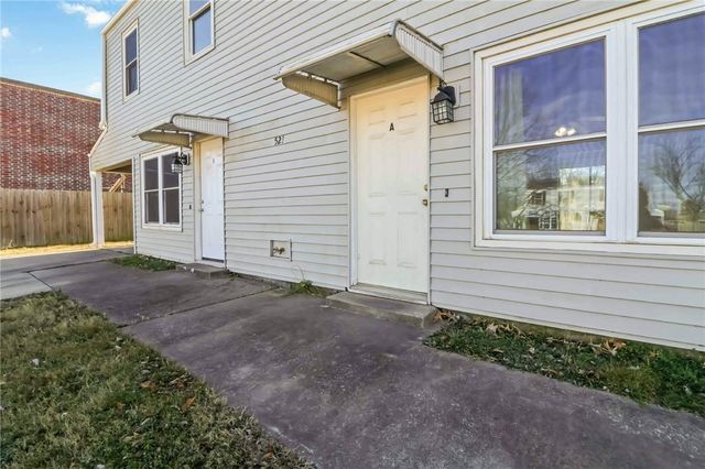 521 Cormay Court A and B, Springdale, AR 72764