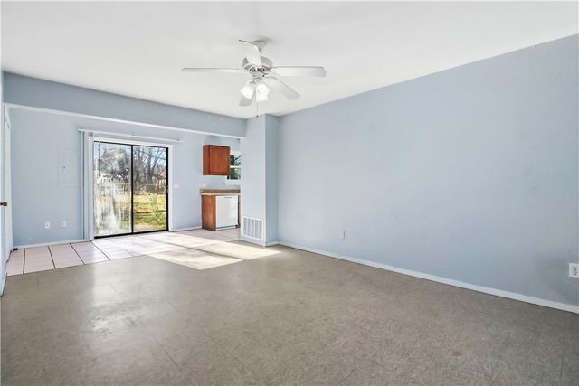 521 Cormay Court A and B, Springdale, AR 72764