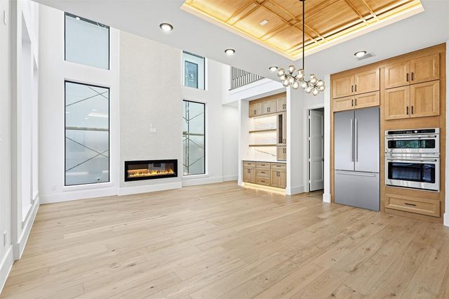 635 Rolling Oaks, Stafford, TX 77477