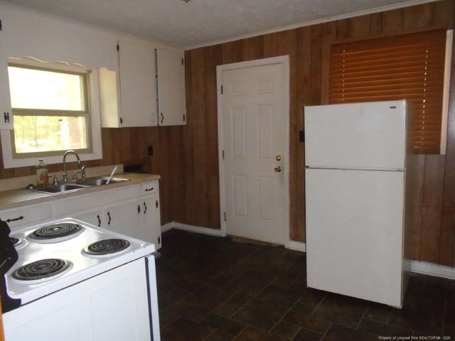 310 Old Shaw Road, Fayetteville, NC 28304