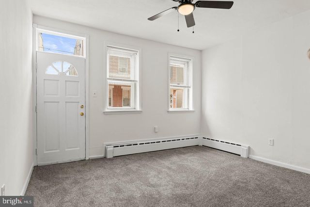 4474 LIVINGSTON ST, Philadelphia, PA 19137