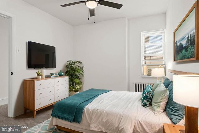 4474 LIVINGSTON ST, Philadelphia, PA 19137