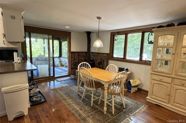 7 Holm Run, Pawling, NY 12564