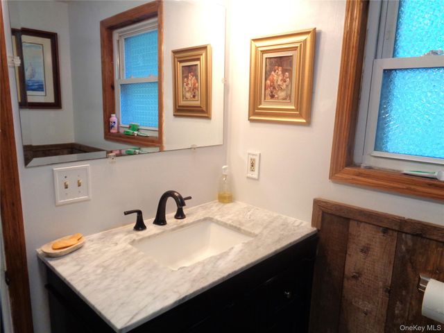 7 Holm Run, Pawling, NY 12564
